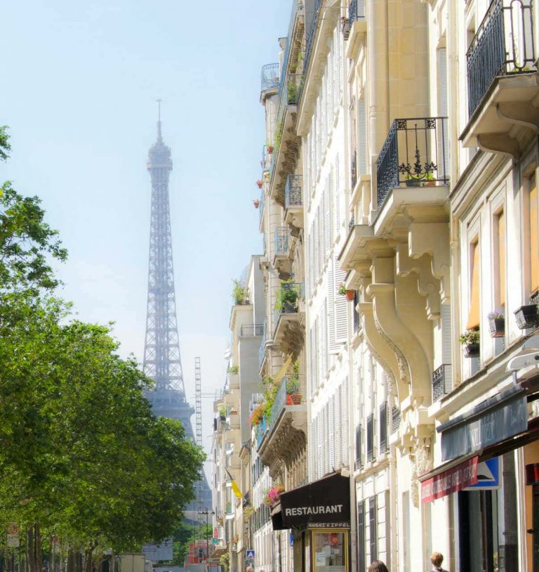 Street of Paris for Elite French Tutoring